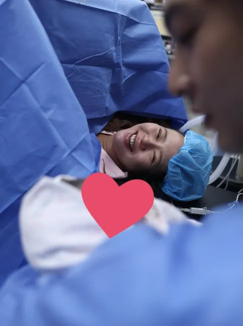 劉品言公開「產房側拍照」　憶躺手術台迎愛女淚喊：像完成任務