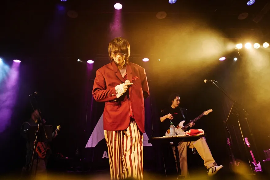 AKASAKI亞巡台北壓軸爆滿！〈Bunny Girl〉全場嗨翻