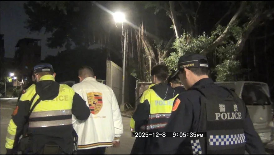 「香水達人」虐殺女友假釋又犯案！　持槍暴打手足遭逮