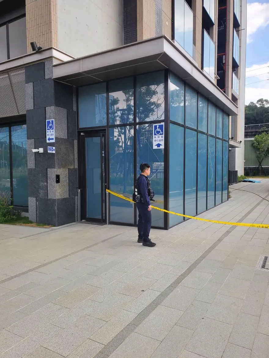 新北土城爆噩耗！工人「13樓墜下」慘死