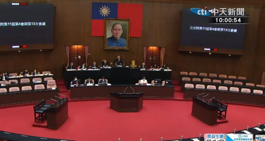 立法院不放假！藍白聯手通過延會到明年1月