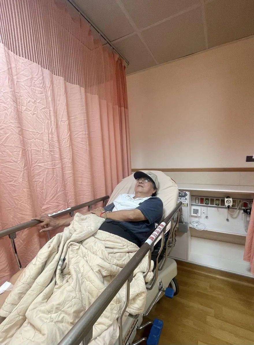 天大仇恨？綠側翼粉專戲謔李來希　青鳥竟喊「摔車剛好而已」