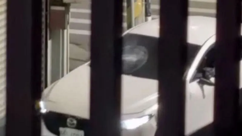 台中爆「男女男衝突」　當場開車猛撞