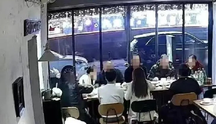 塑膠友情？陸10人聚餐「9人跑光」剩1人扛餐費　結局神反轉