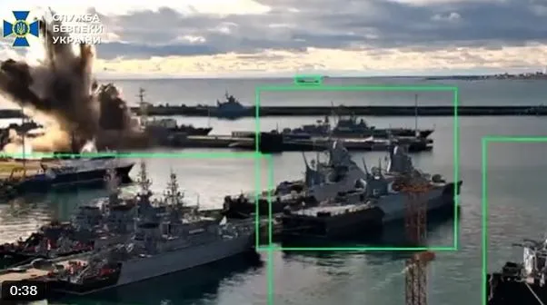 影/烏克蘭發布影片稱水下無人機擊中俄潛艇　莫斯科否認受損