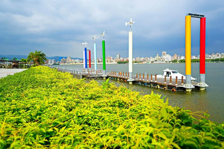 「三重忠孝碼頭」從早到晚都美翻　網驚：以為在墨爾本