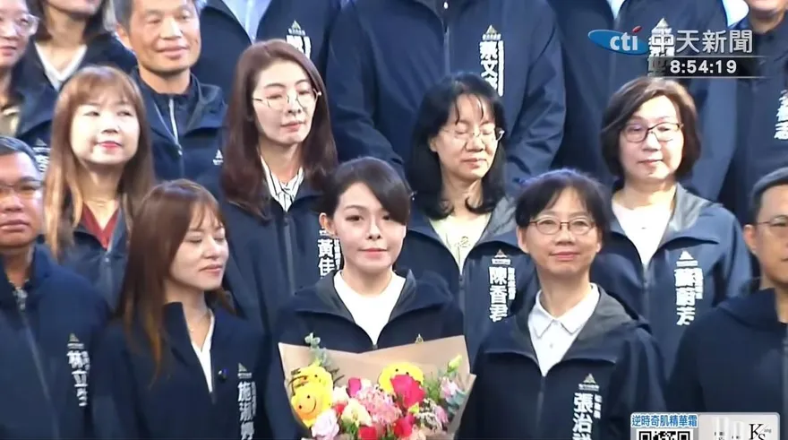 高虹安上工了！韓國瑜送上祝福「好人一生平安」