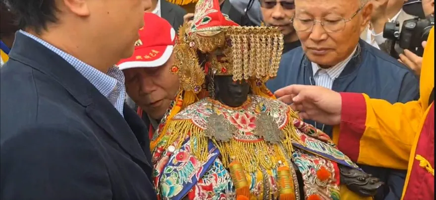 媽祖首搭「栩悅號」！海神媽祖登阿里山迎曙光祈福