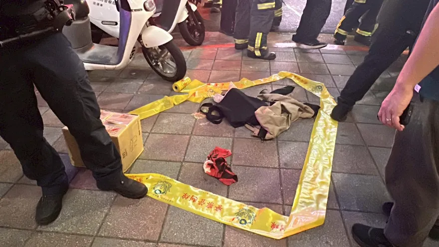 等紅綠燈遭張文割喉！騎士倒地氣絕　家屬憤慨：他殺了我弟弟