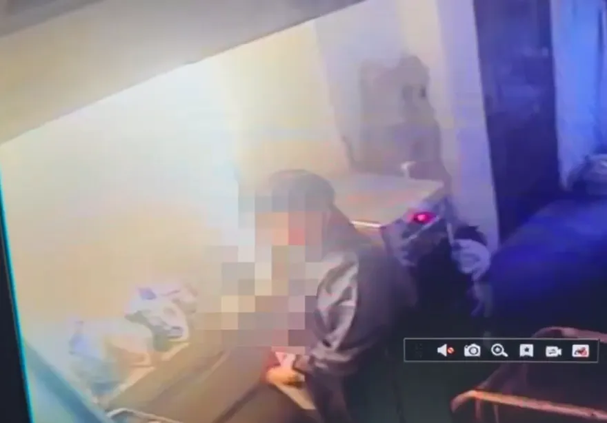 影/張文「白天租屋處縱火、夜赴北車中山站砍人」畫面曝