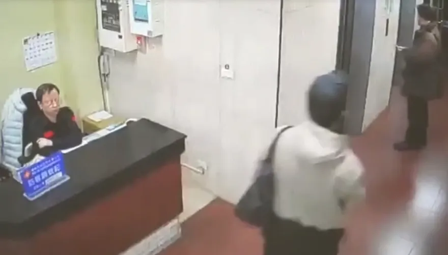 影/張文異常冷靜！北車砍完人回商旅換裝　再背「土製炸彈長刀」衝中山商圈