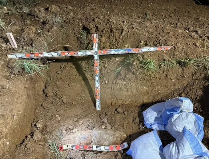 沖繩宮古機場「3天發現4枚未爆彈」　美英製武器埋地底