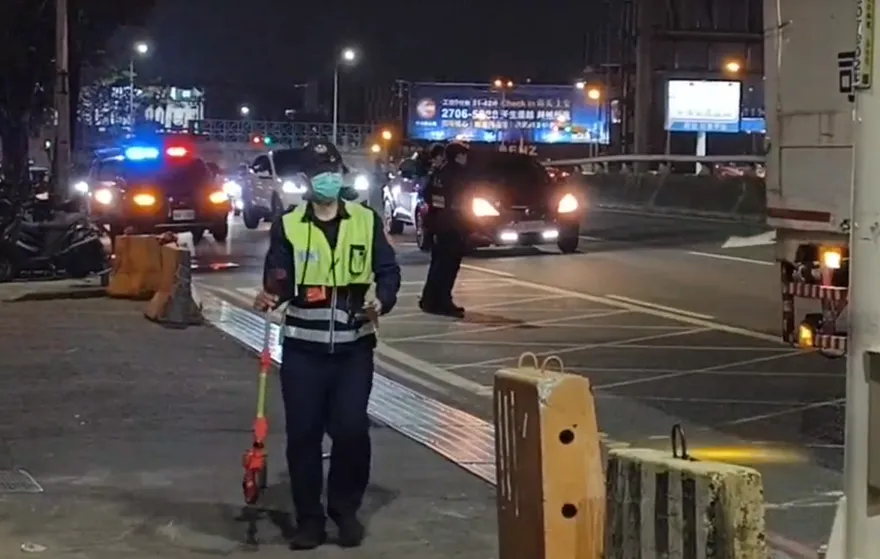 台中聯結車與機車撞擊！57歲女騎士傷重不治