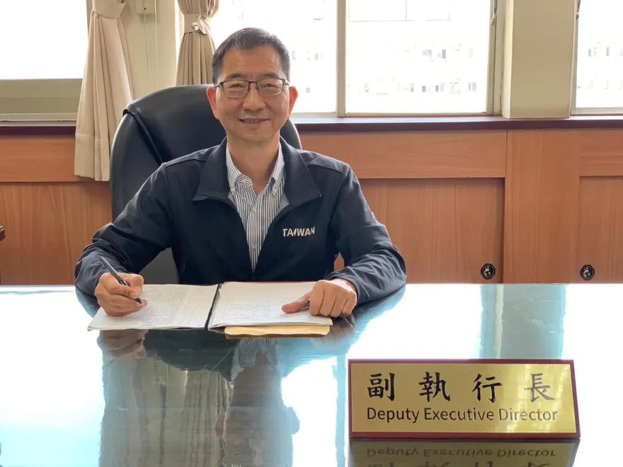 政院中辦執行長空缺5個月　陳錦倫真除、蔡雅玲補副座