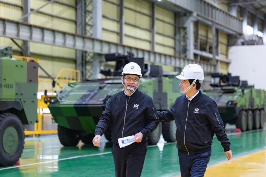專訪地點選在兵工廠！賴清德：國防產業有機會成下一座護國神山