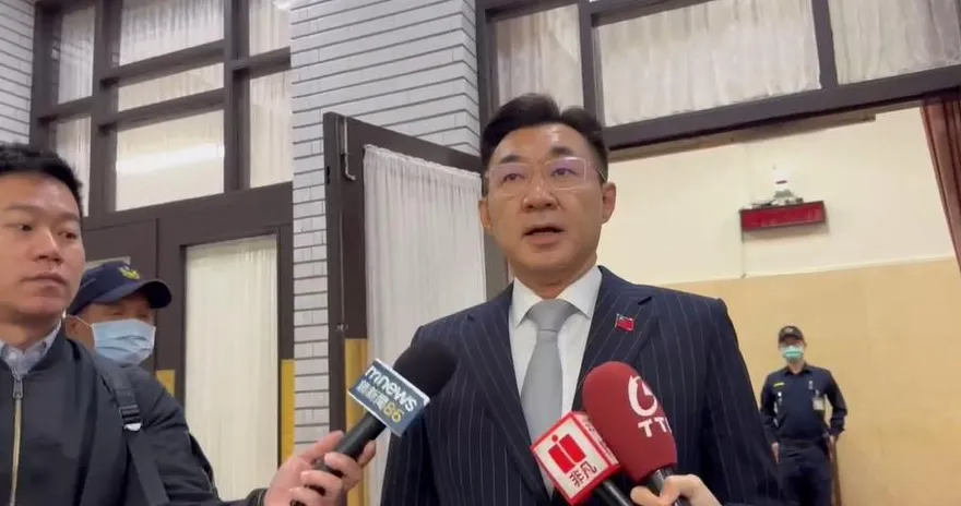 傳辦公室主任疑濫用「首長專車」 江啟臣：若有，再犯就處分