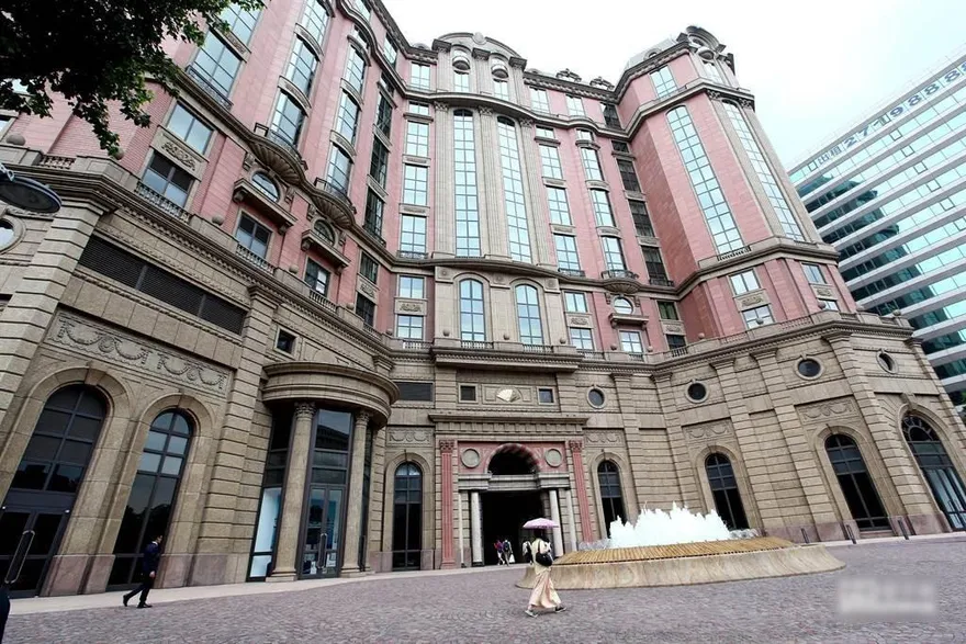 台北文華東方酒店晚間「油鍋起火」！消防緊急救援