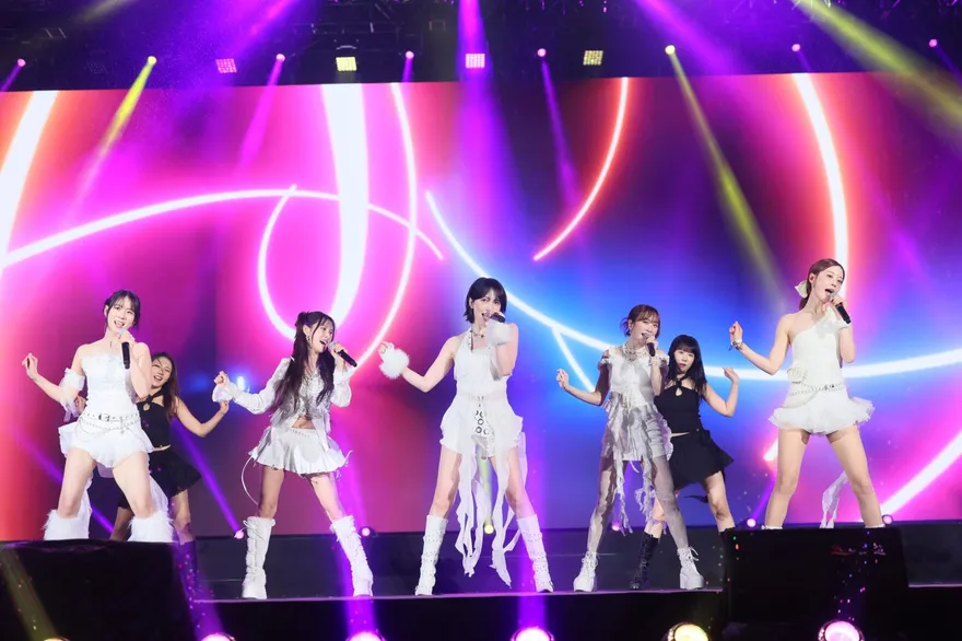 韓團KARA魅力再現　北市跨年20萬人觀101煙火