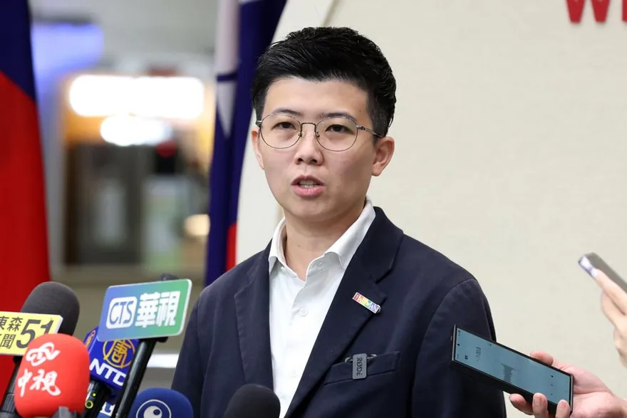 苗博雅太扯！「媽媽生子」護航1.25兆軍購  媒體人1句話嗆爆