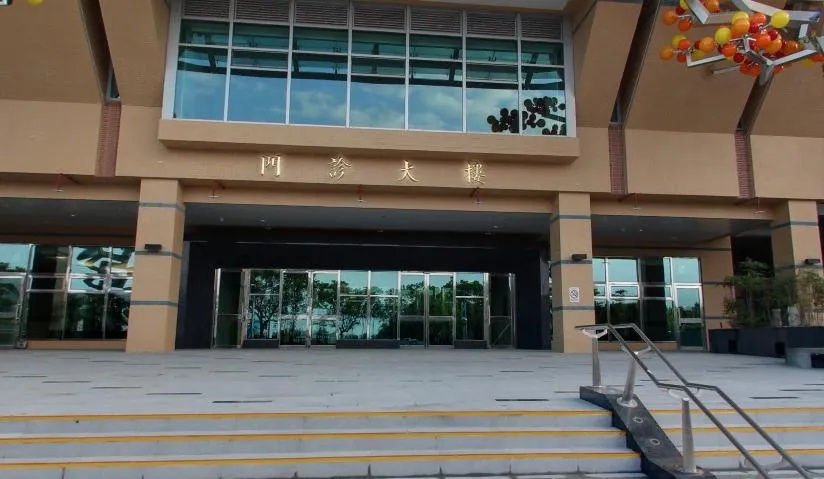 讓廠商進手術室執刀　2涉案醫師獲100萬交保