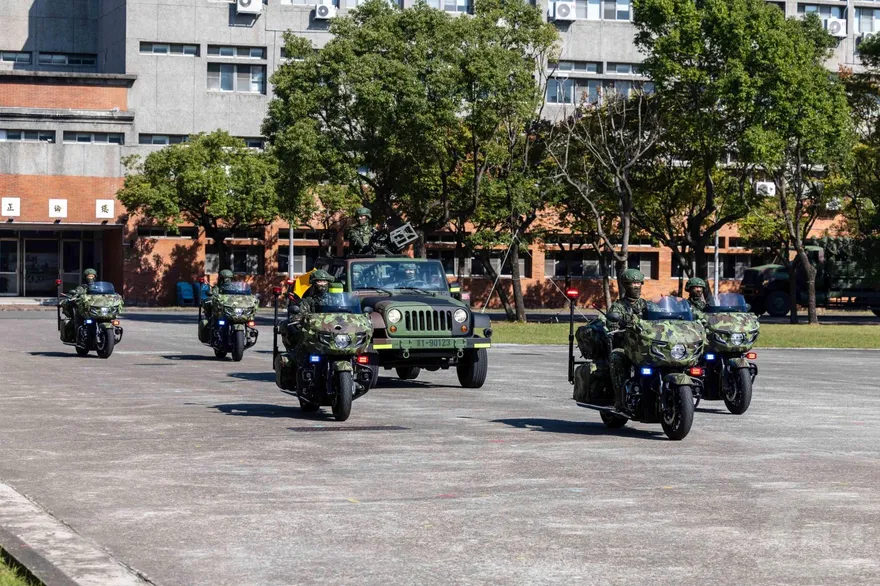 憲兵94週年部慶　CM34雲豹甲車、HESCO防禦工事等展現戰技