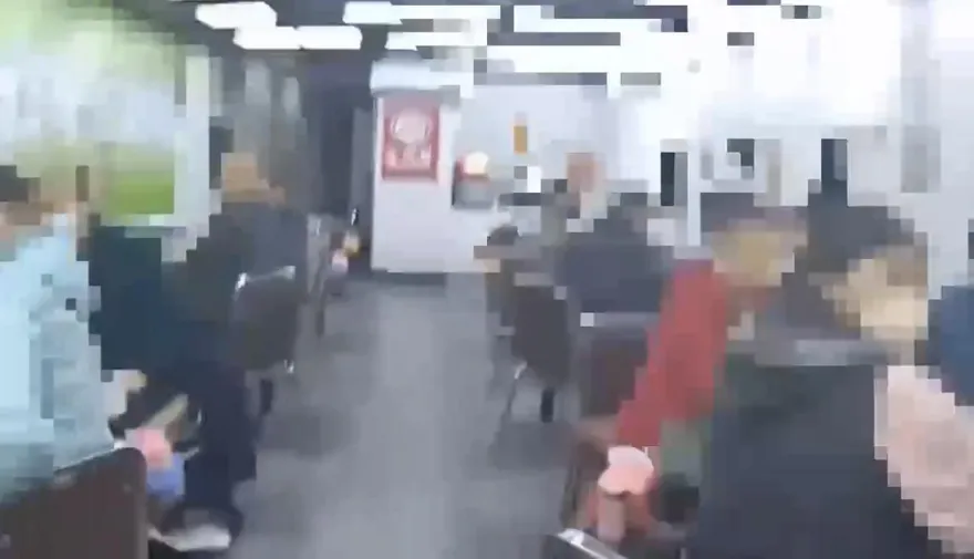 影/萬華警一日連破2職業賭場　2棋牌社聚賭共逮57人