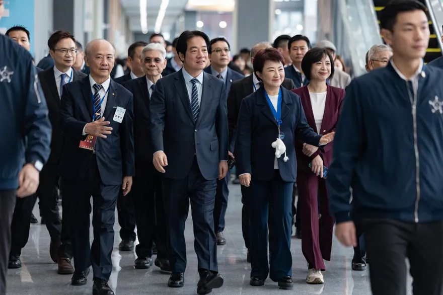 賴清德洗臉盧秀燕大翻車！　喊「國防部給地」遭中市府打臉