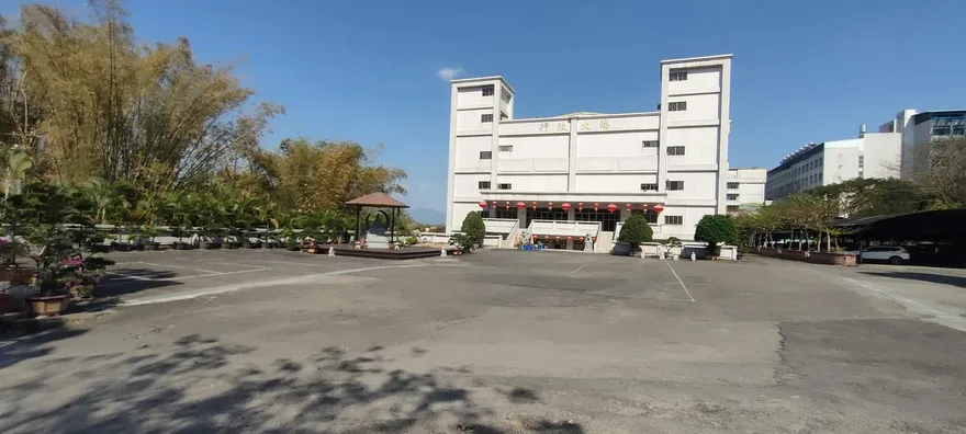 高雄和春技術學院停辦！3萬坪校產拍賣底價狂降1.13億