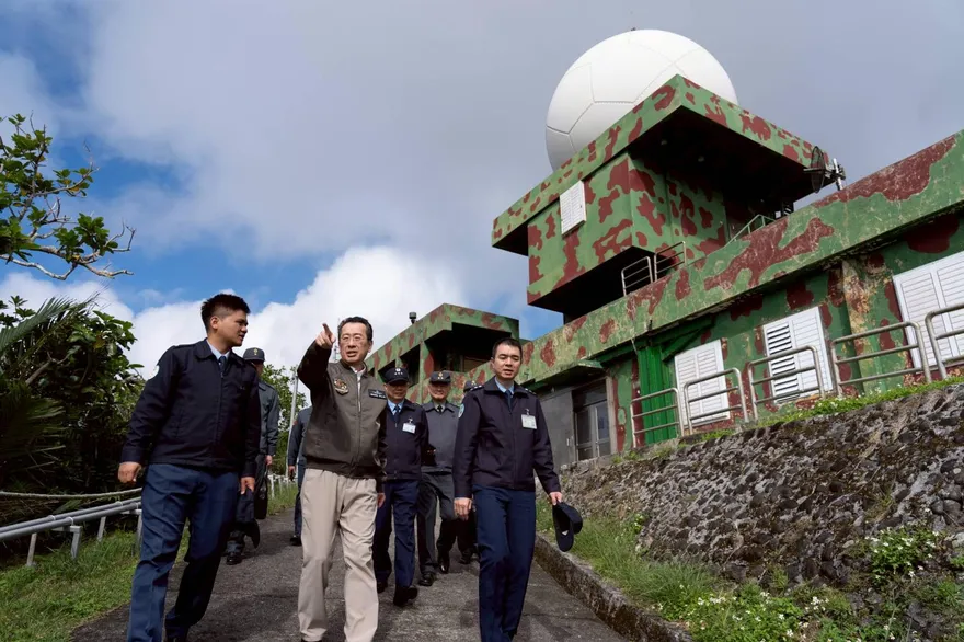 解放軍侵擾日增　顧立雄農曆春節前慰勞東部偏遠駐軍