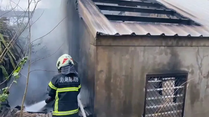 澎湖接連2地發生火警！　消防出動16車搶救帆布行與民宅