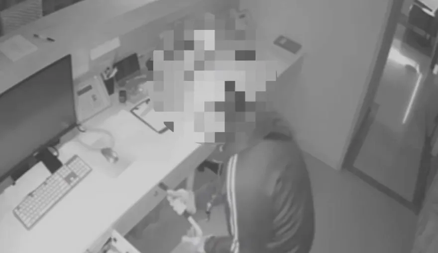 影/北市大安區診所遭竊　嫌犯鐵撬破壞得手12萬秒遭逮