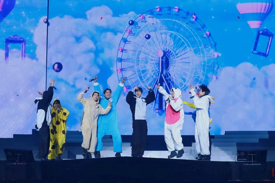 SJ高雄持續熱唱！東海公主抱銀赫引全場尖叫