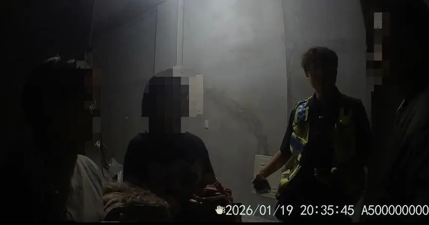 參觀豪宅變「密室逃脫」！南屯夫妻受困電梯20分鐘驚險獲救