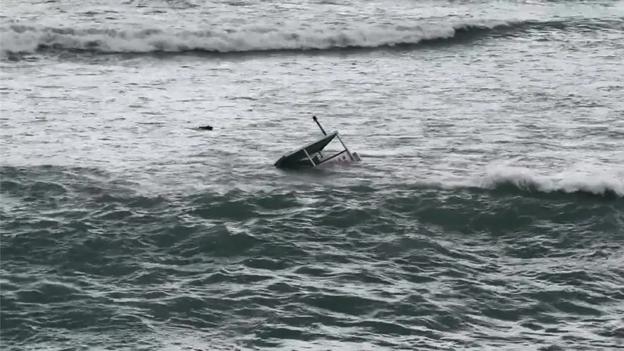 台東外海舢舨翻覆　45歲船長落海2小時後尋獲送醫不治