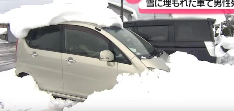 排氣管被雪堵住！日男發動引擎　一氧化碳「倒灌車內」吸入亡