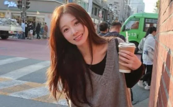 篠崎泫遭爆獄中嫁Toyz！腹部隆起屢遭傳懷孕　無奈回應了