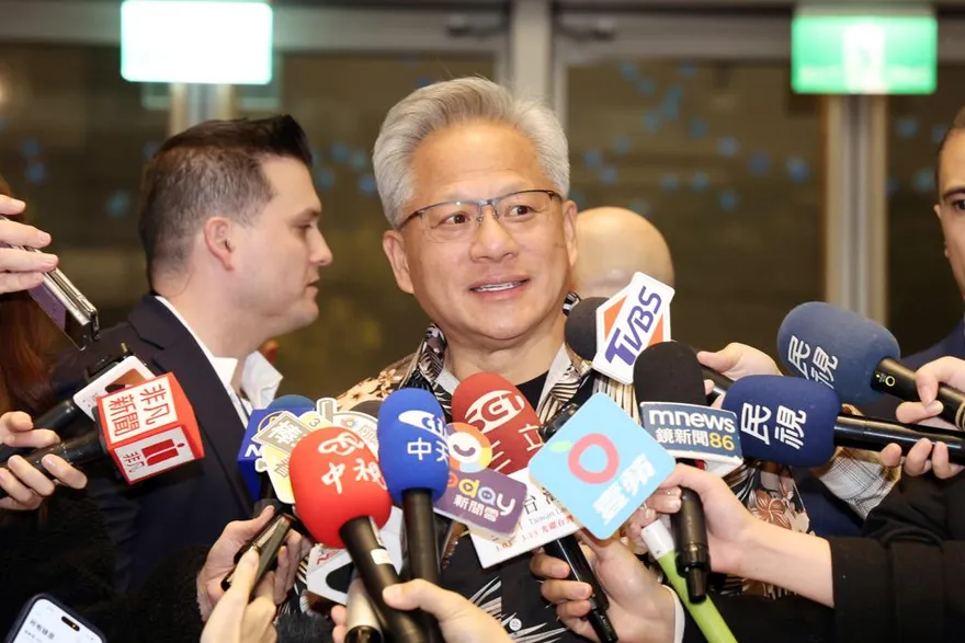 黃仁勳現身輝達尾牙！揭輝達與聯發科合作開發晶片