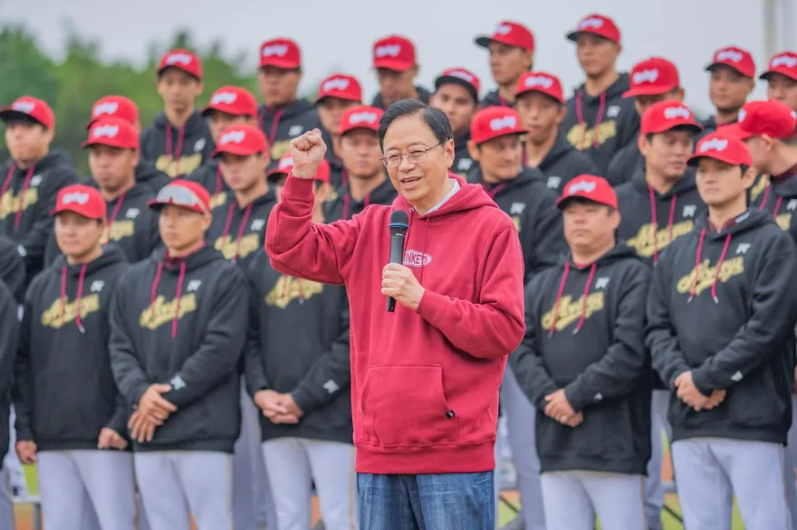 桃園市長選戰最新民調出爐　何志偉略勝王義川但都慘輸張善政