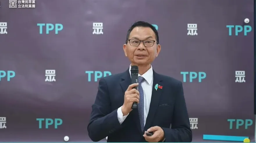 卓榮泰拒副署眷改條例　民眾黨團總召痛批「毀憲獨裁」