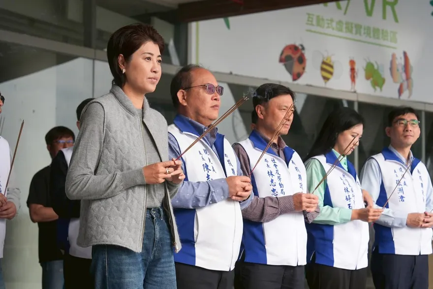 情人節浪漫到婦女節　2026南投燈會「雙主燈」飛馬撼天