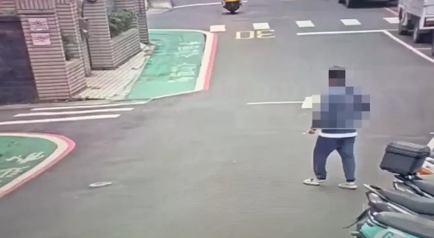 驚魂！內湖怪男「公園隨機強拉幼童」　父母護子還遭毆打