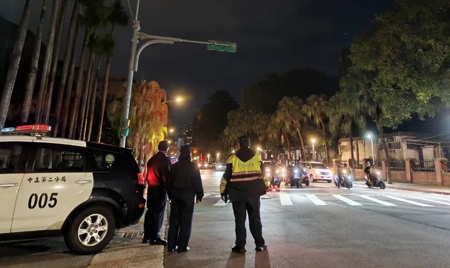 中正二警年前「靖城專案」 掃蕩　破黑幫、竊盜逮98人