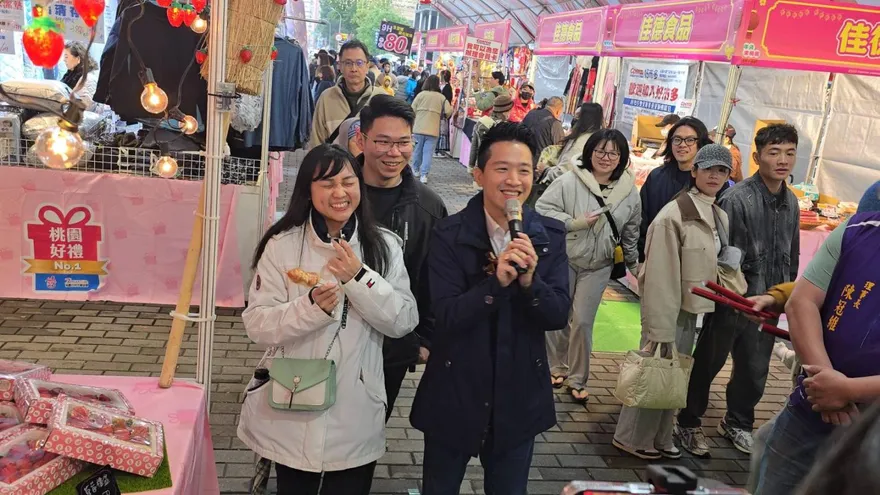 勤走基層、整合地方、拓展中間選民　民進黨桃園隊長三條件指向他