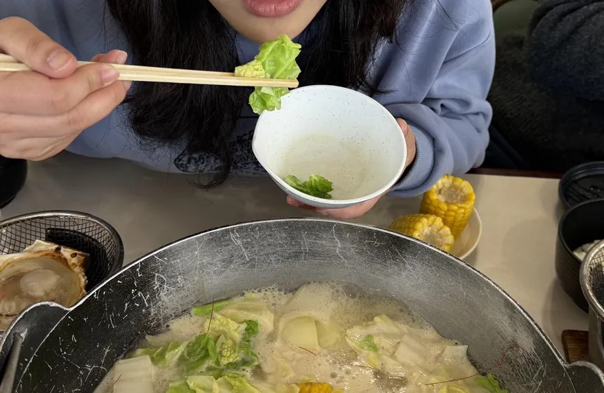 超過65度就傷身！醫揭「趁熱吃」習慣恐成食道癌元凶