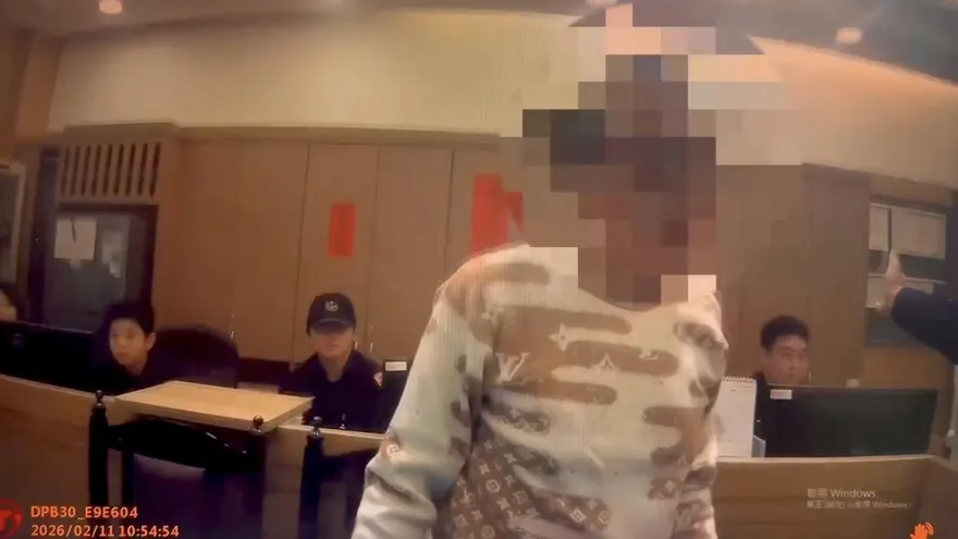 影/「越獄大王」徐開喜毒品通緝遭逮　歸案後送勒戒所