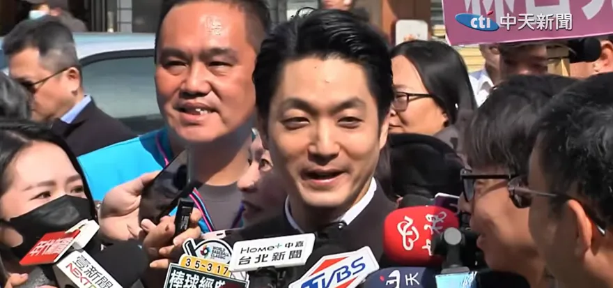 李四川要拚新北市長了！蔣萬安歡送曲目曝光：過年順便練歌