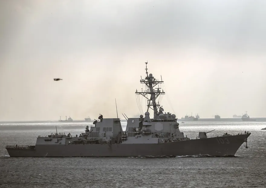 美軍神盾艦疑加勒比海撞補給艦！2名水兵受傷