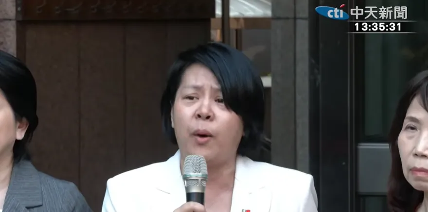 授權陸委會代辦放棄國籍！李貞秀哽咽嗆：賴政府良心被狗吃了？