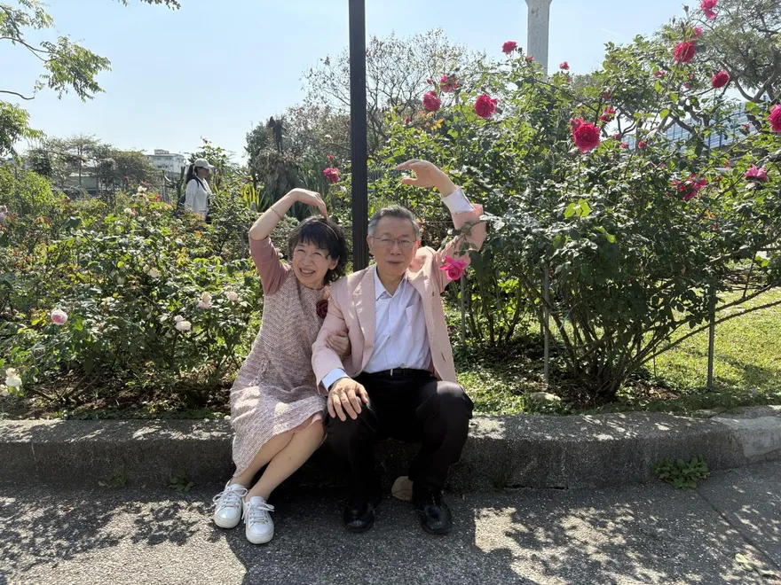 陳佩琪開大絕！看柯P「土城十講」　隔空酸賴清德：「團結十講」講不下去換我來