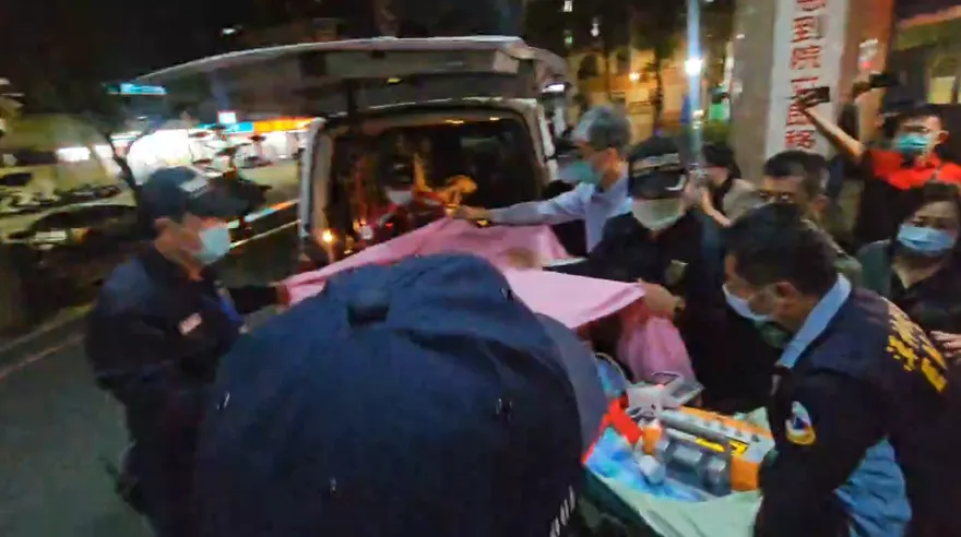 陳光復失去呼吸心跳「13分鐘搶命」！轉診高榮開腦手術　未來3天最關鍵